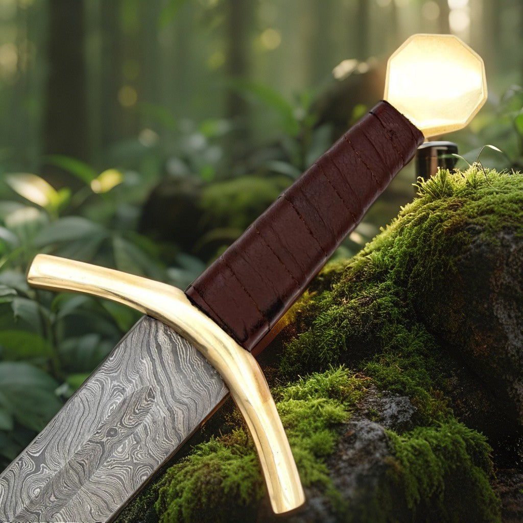 Handmade Damascus Steel Arming Style Sword – Medieval Design with Leather Sheath