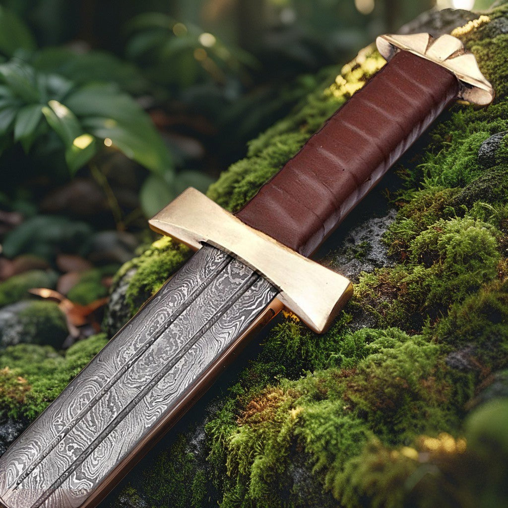 Handmade Damascus Steel Viking Warrior Sword with Leather Sheath | Authentic Hand-Forged Medieval Replica Blade for Collectors and Display